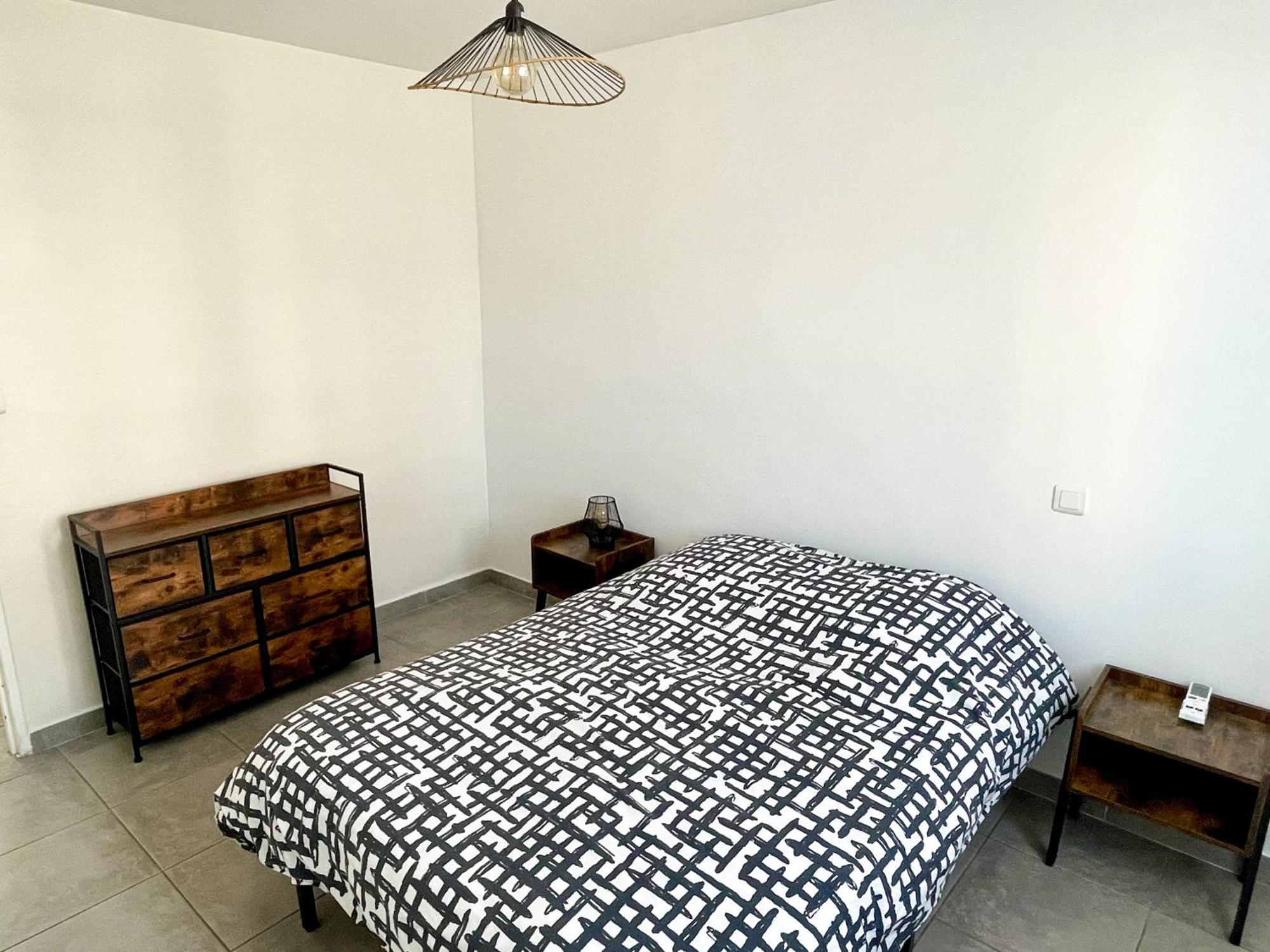 Appart Cosy Sur Salon De Provence Esterno foto